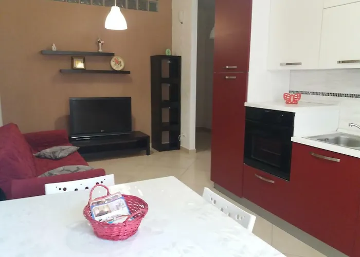 Le Cisterne Holiday Home